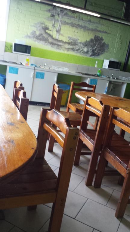 Gecko'S Rest Budget Accommodation & Backpackers Mackay Esterno foto